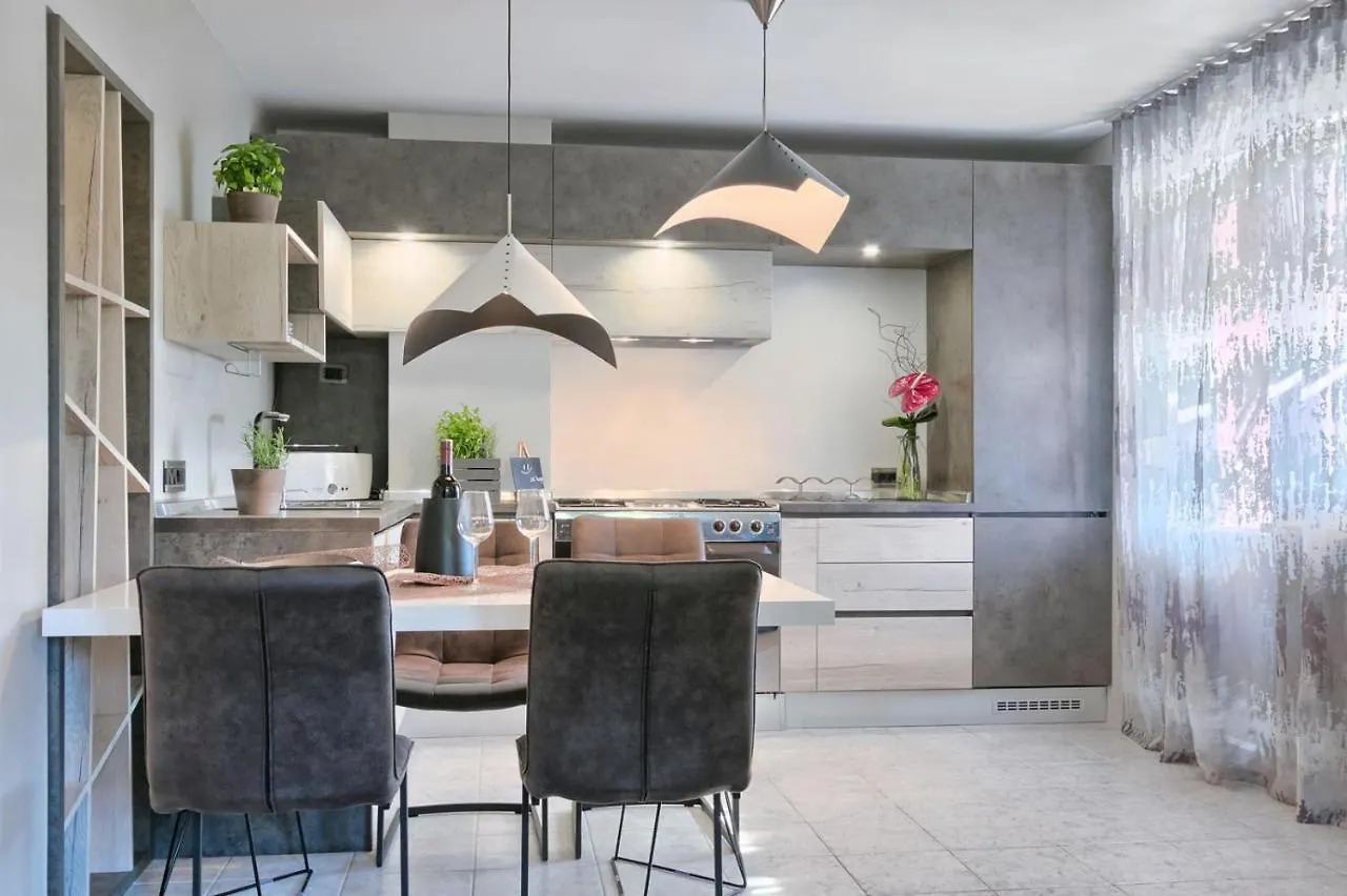 Modern Oasis Apartment Pula