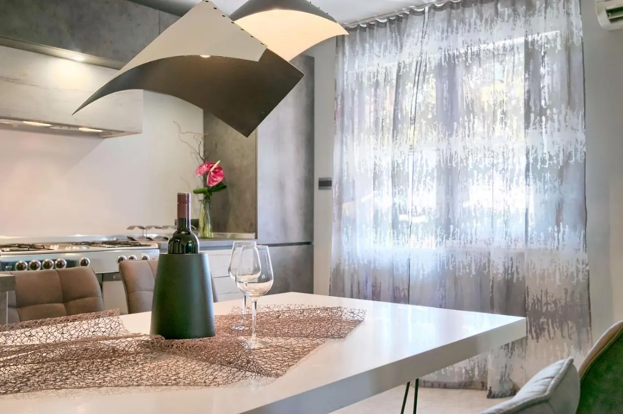 Modern Oasis Apartment بولا